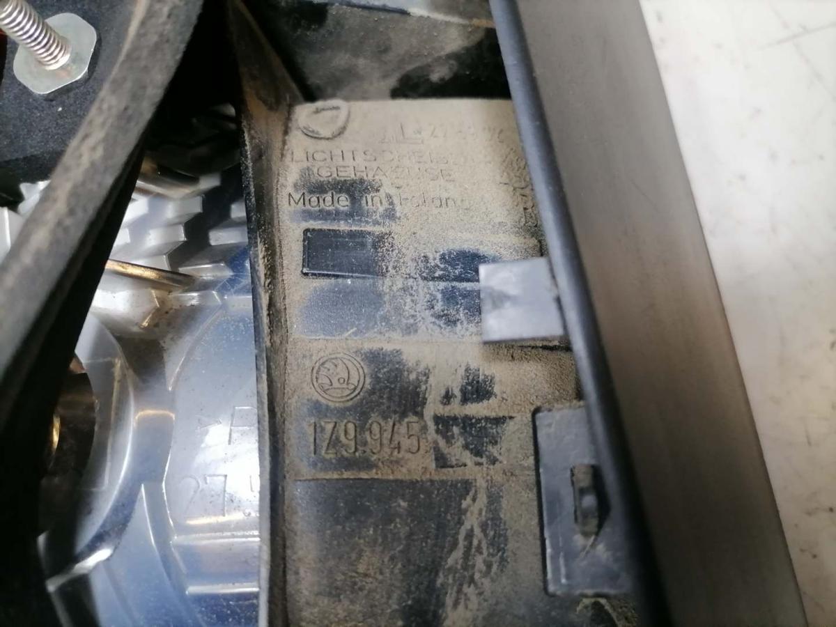 Skoda Octavia 2 1Z original R&uuml;cklicht R&uuml;ckleuchte rechts Kombi Facelift BJ12